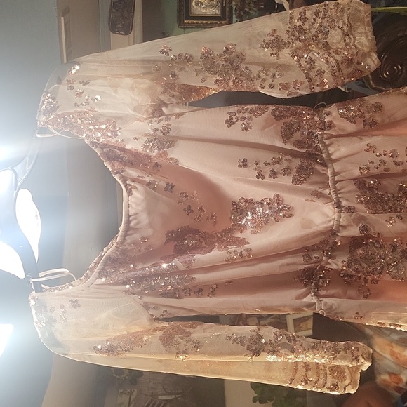 Romper - Picture 1 of 4